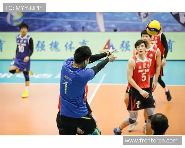 南京排球队与上海排球队赛后复盘分析及状态对比探讨