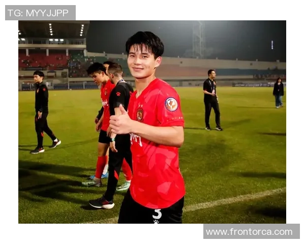 足球明星刘浪舟的传奇之路与荣耀时刻揭秘